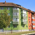 Rekasch -  Wohnblocks an der Hauptstrasse